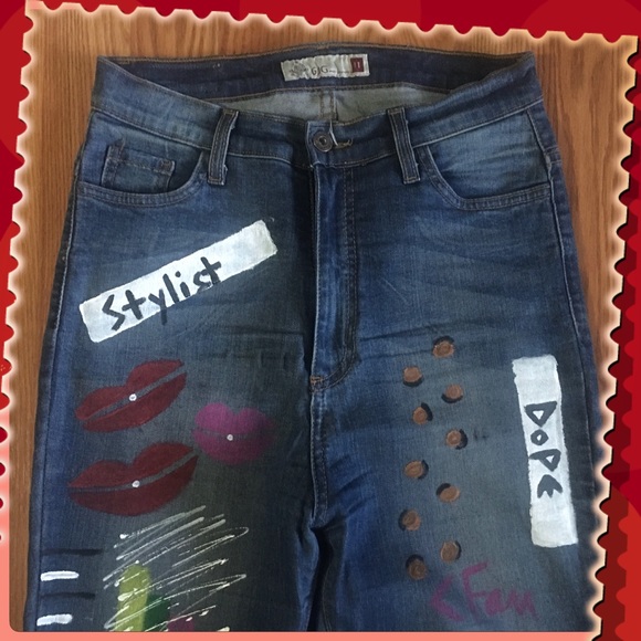 Hand Painted High-Waisted Stretch Jeans - Picture 4 of 5